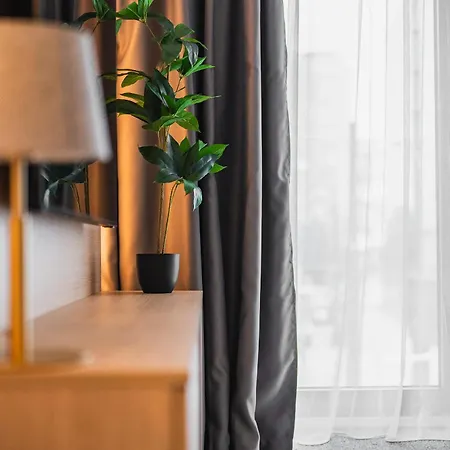 Apartment Your Paradise - Wander, Dine & Shop Pressburg